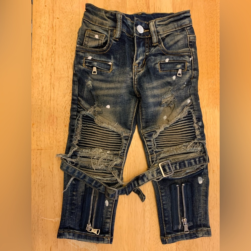 New trend toddler jeans
